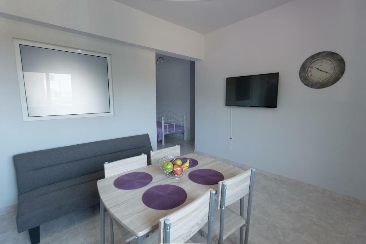 Paulsia Apartments Psinthos Luaran gambar