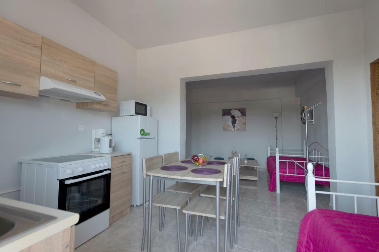 Paulsia Apartments Psinthos Luaran gambar
